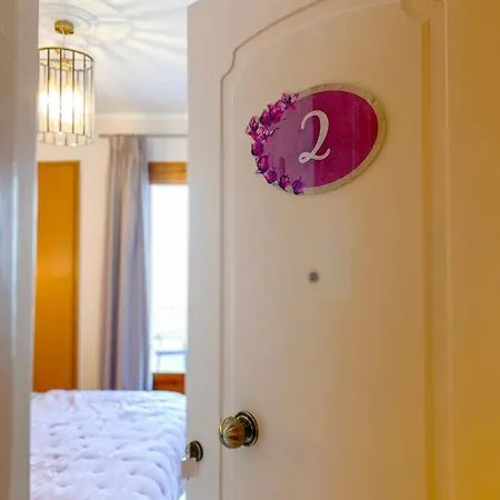 Nostos Apartment *