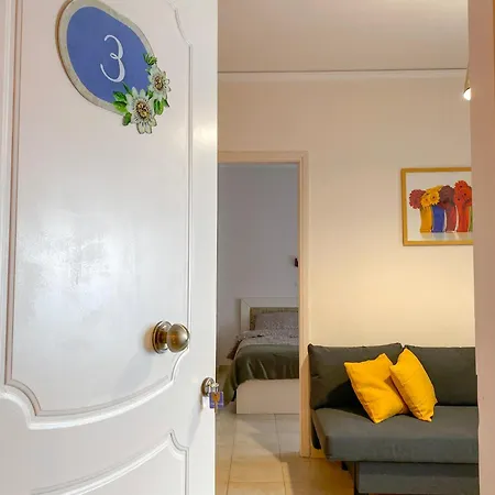 Nostos Apartment